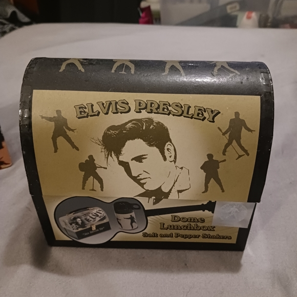 NWT!! ELVIS PRESLEY COLLECTIBLES BUNDLE (7 Items) - Picture 8 of 12